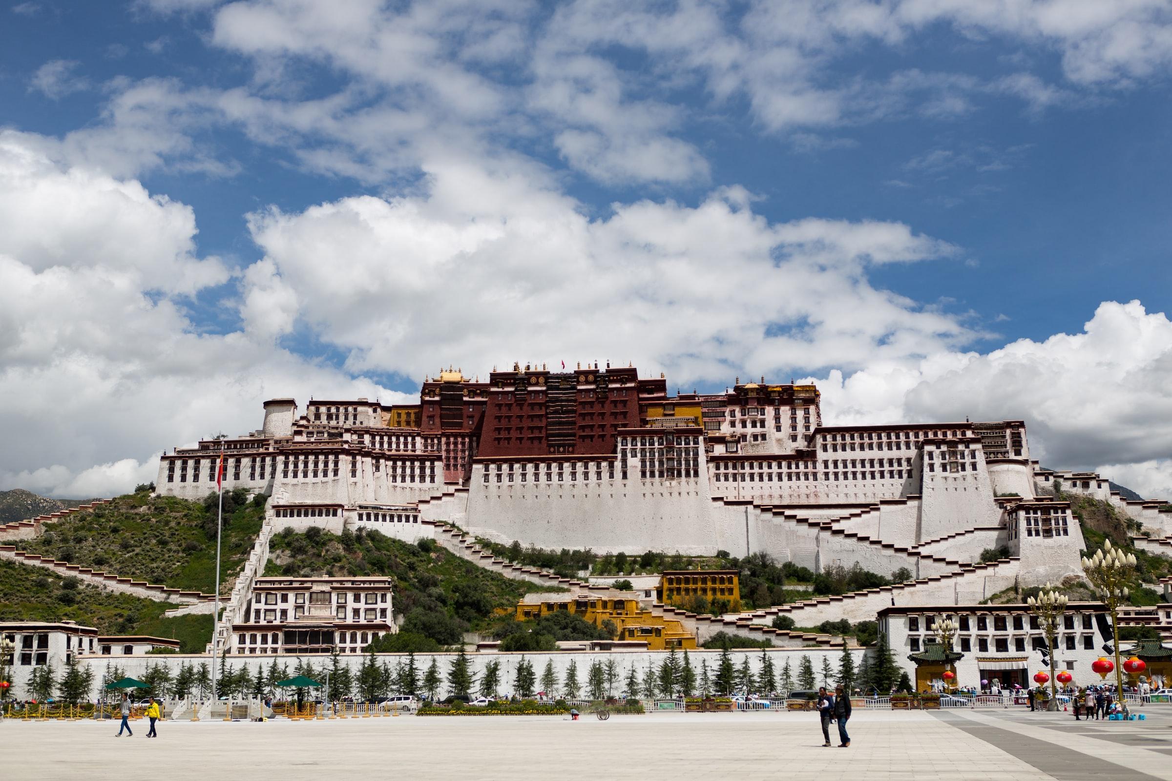 5 Books on Tibet image